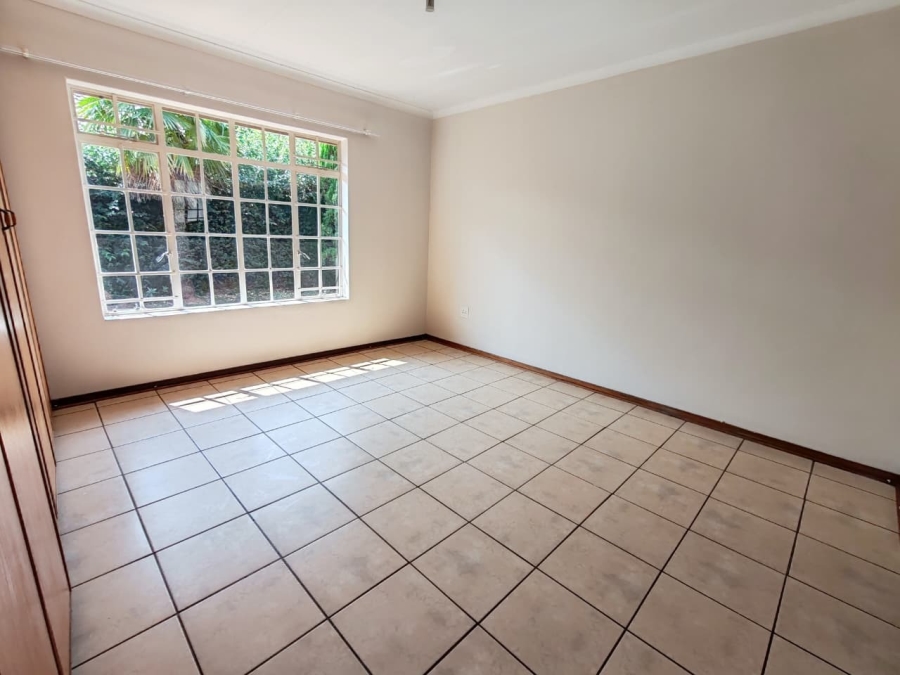 3 Bedroom Property for Sale in Kannoniers Park North West